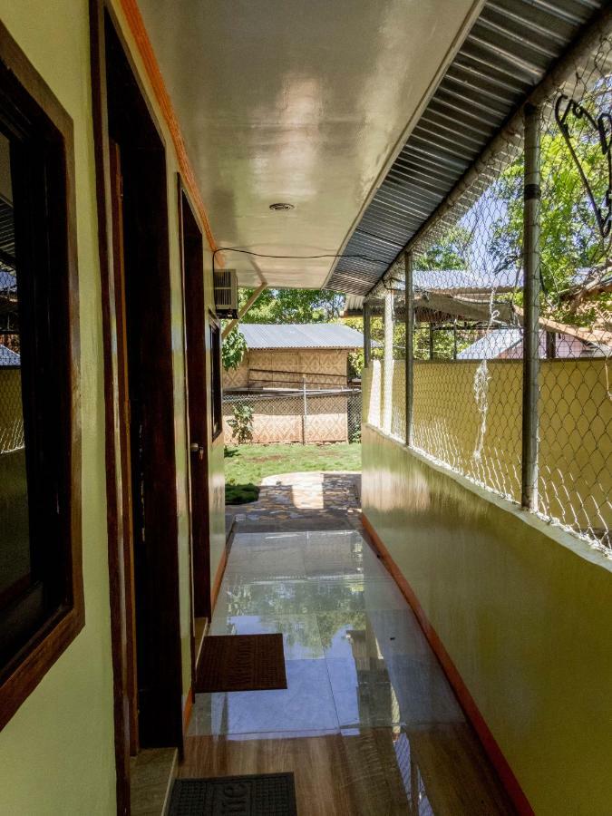 J&J Tourist Inn Bohol Exterior photo